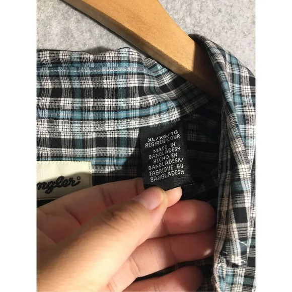 Mens Wrangler Riata Button Up Shirt Blue Plaid Checkered Casual Country - Picture 3 of 6